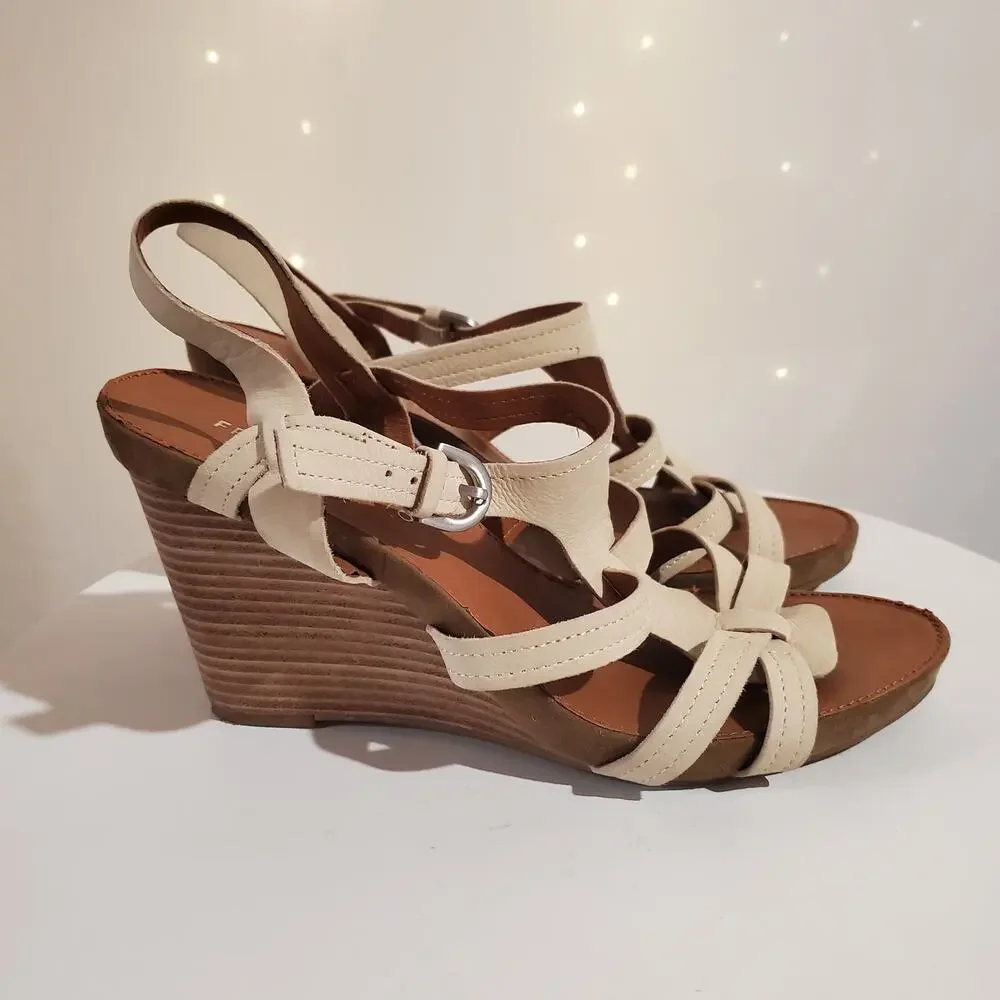 Franco Sarto Honduras Stacked Wedge Open Toe Leather Sandals Womens Size 9 Cream